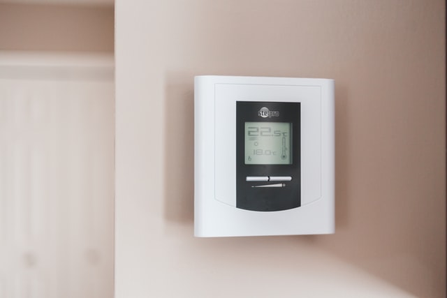 HVAC Care: 3 Common Thermostat Problems and How to Fix Them