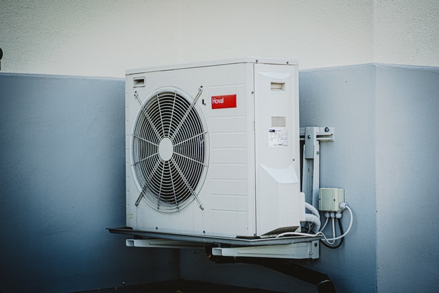 5 Common Damages that Need Emergency Air Conditioner Repair