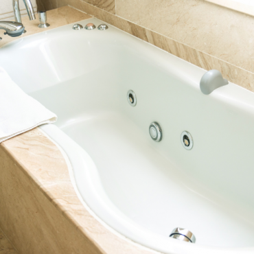 Common bathtub problem #1: Clogged drains